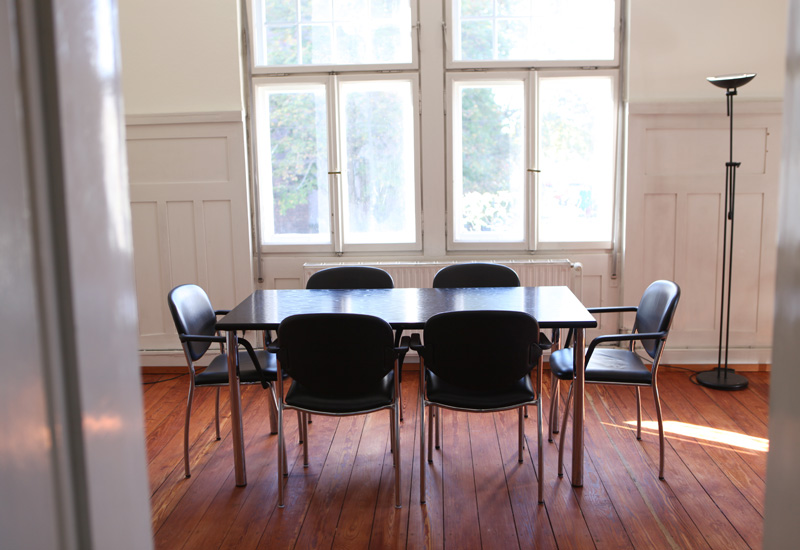 heidelberg_institut-besprechungszimmer-1